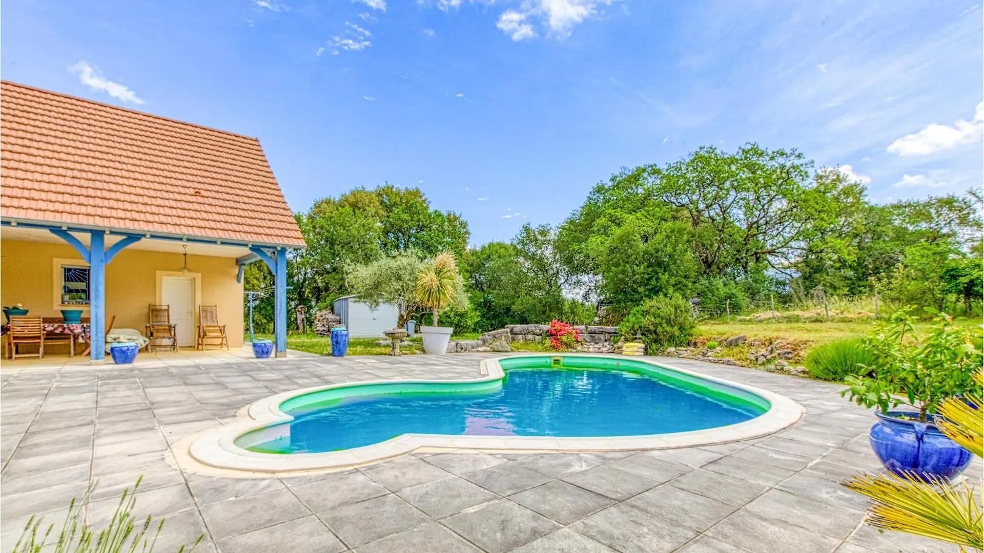 Lovely Home In Autoire With Outdoor Swimming Pool