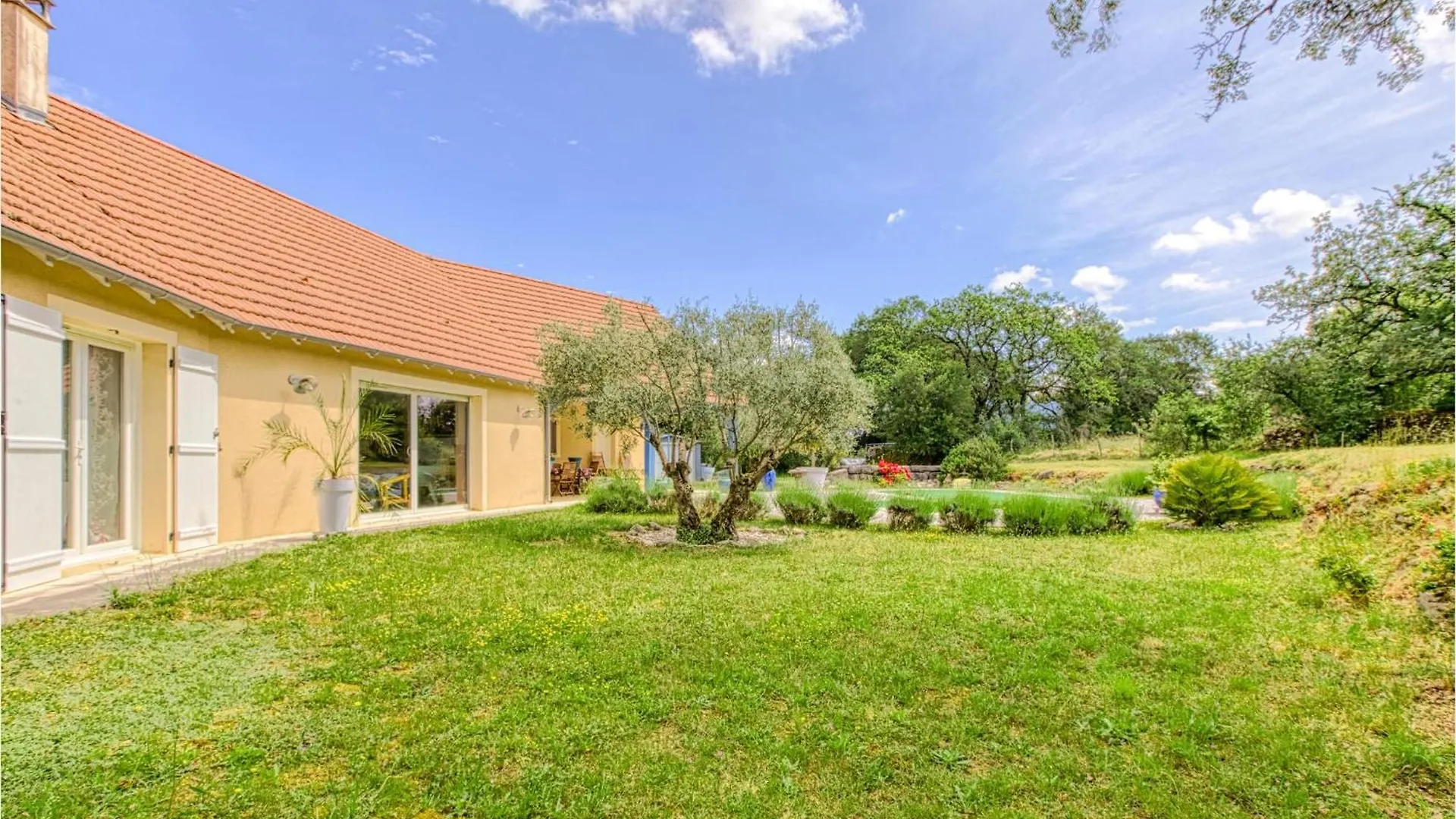 Lovely Home In Autoire With Outdoor Swimming Pool 0*,  France